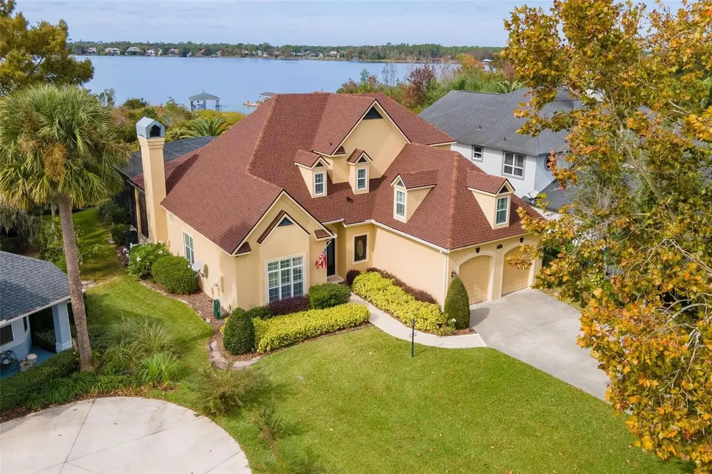 1641 Edgewater Drive Mount Dora FL 32757