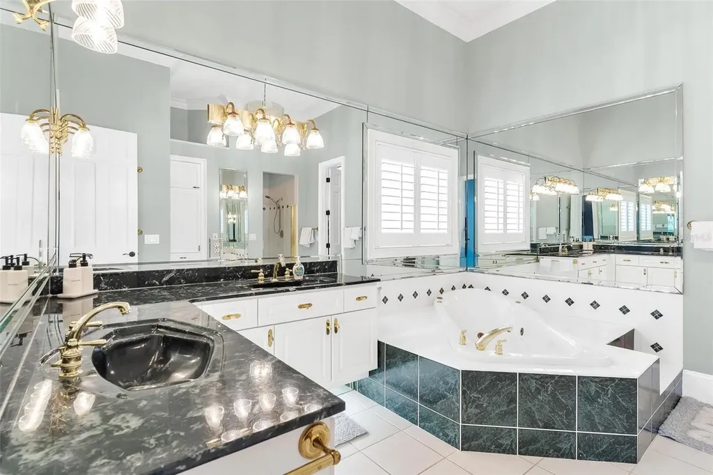 1641 Edgewater Drive Mount Dora FL 32757