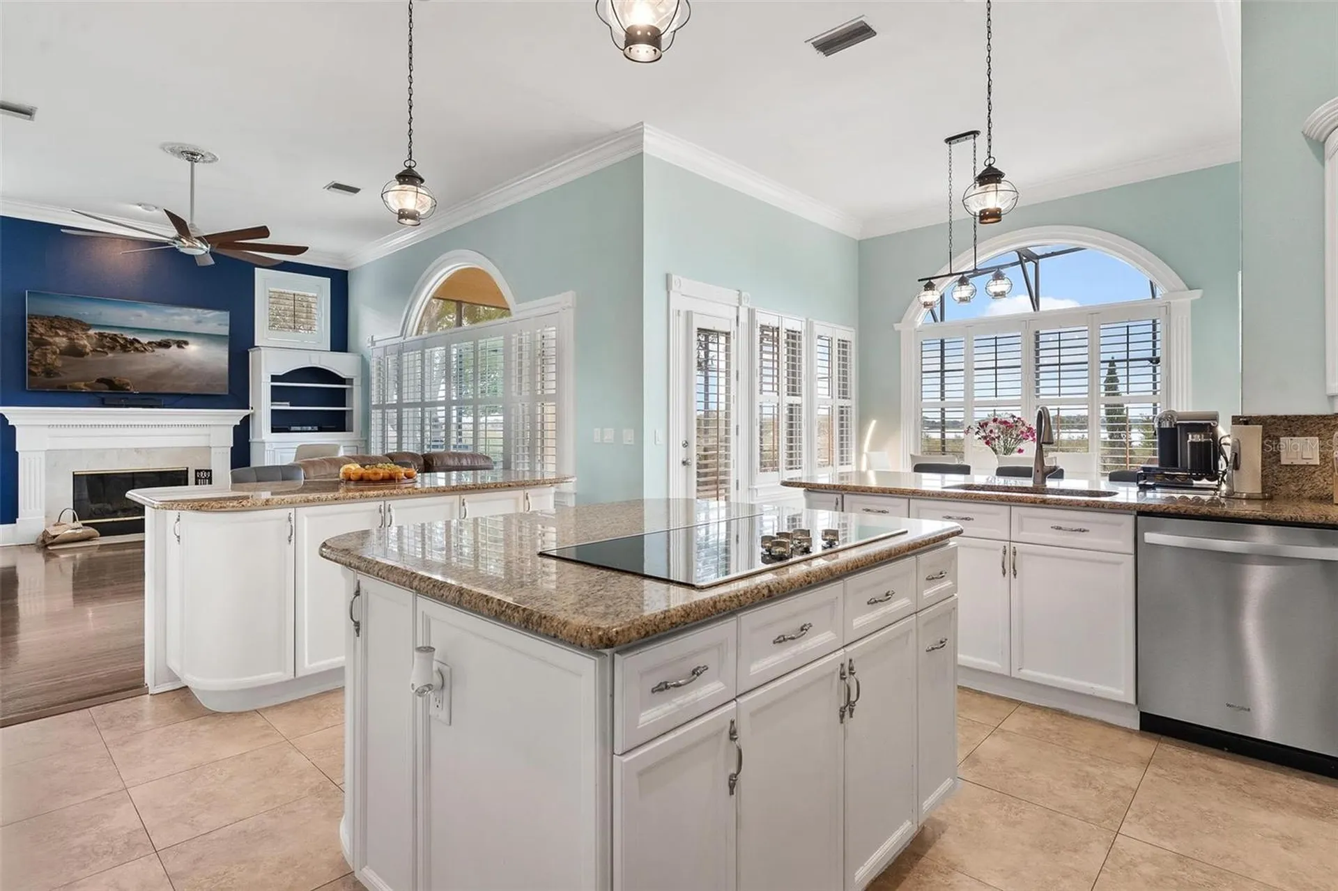1641 Edgewater Drive Mount Dora FL 32757