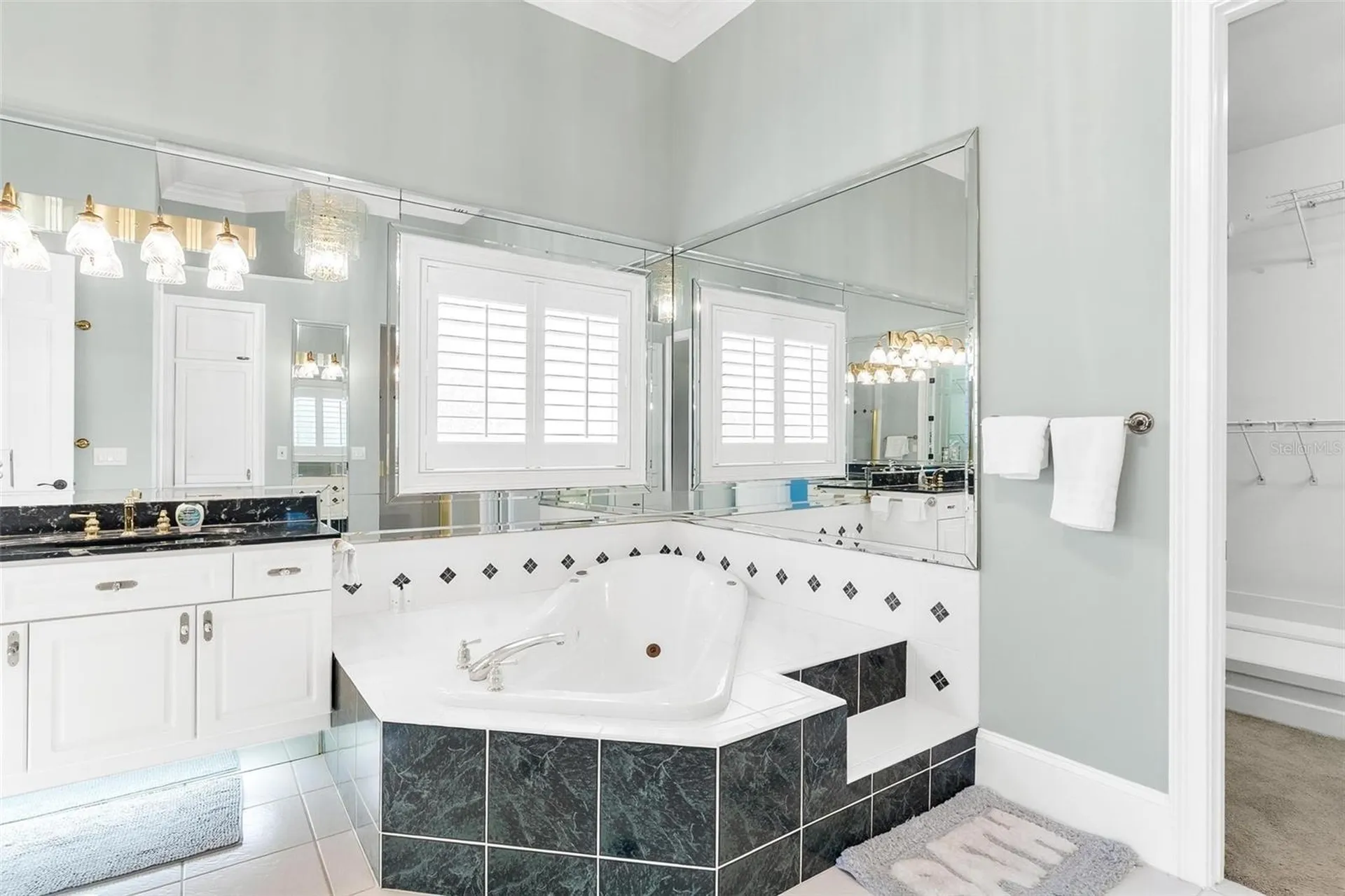 1641 Edgewater Drive Mount Dora FL 32757