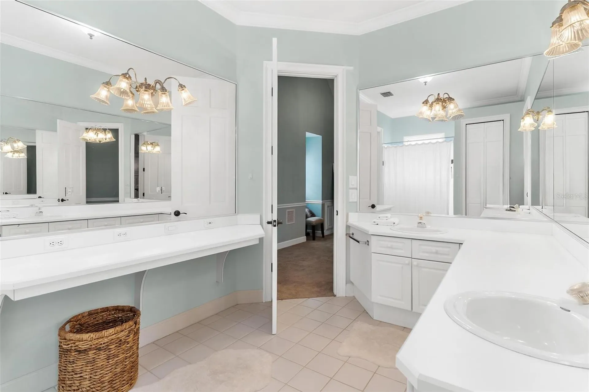 1641 Edgewater Drive Mount Dora FL 32757