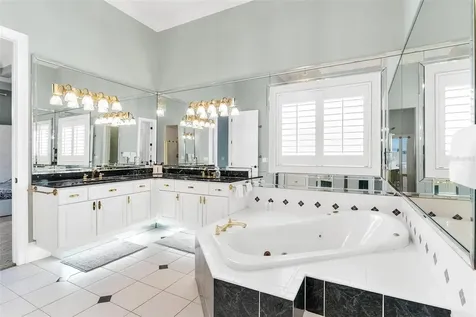1641 Edgewater Drive Mount Dora FL 32757
