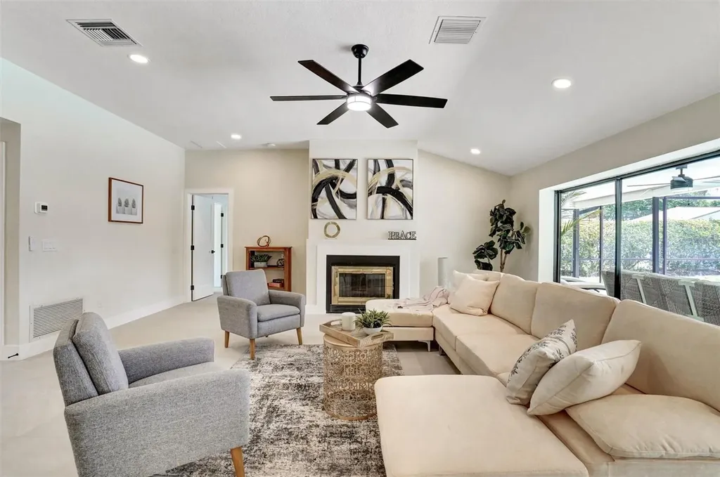 1627 Farrier Trail Clearwater FL 33765