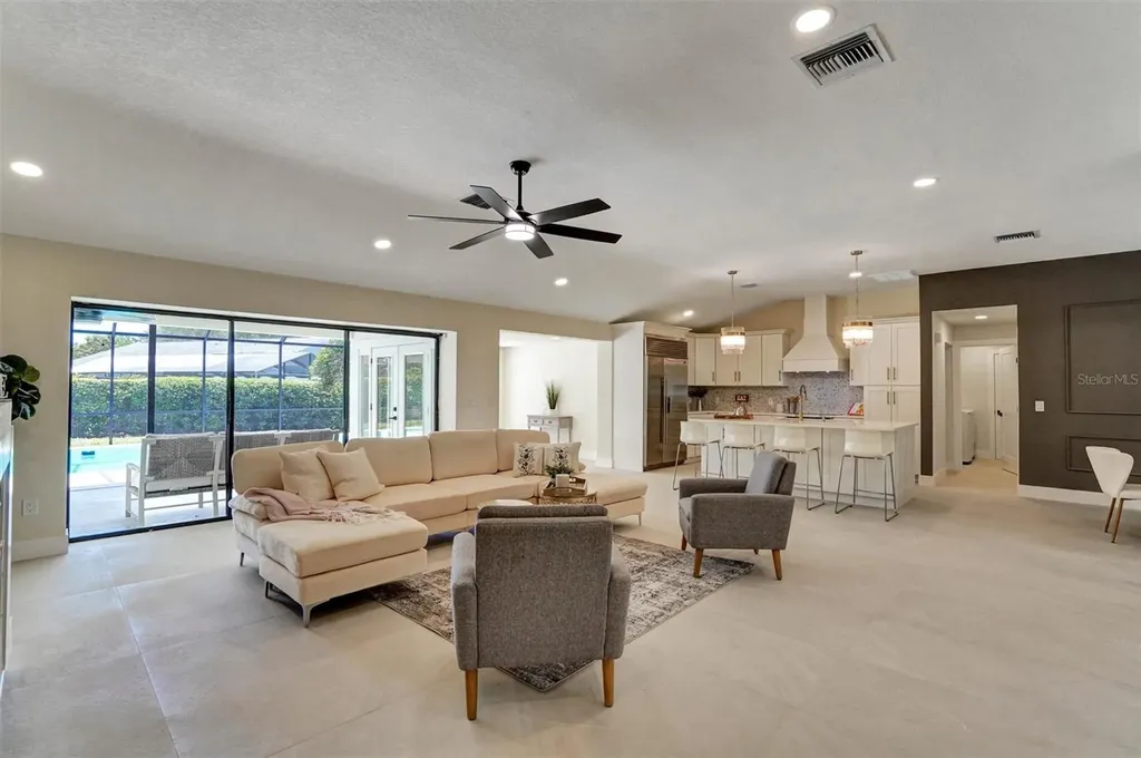 1627 Farrier Trail Clearwater FL 33765