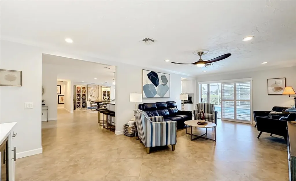 7861 Oliver Road Seminole FL 33777