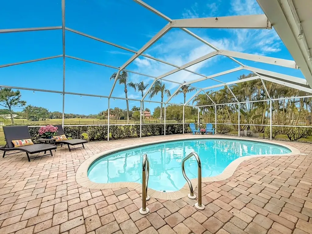 7861 Oliver Road Seminole FL 33777