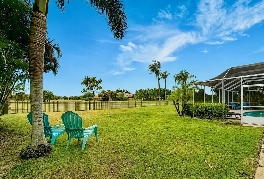 7861 Oliver Road Seminole FL 33777