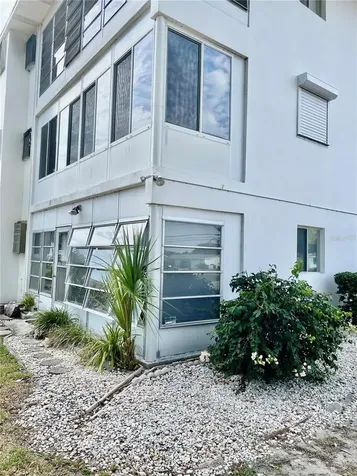 11100 86th Avenue Seminole FL 33772