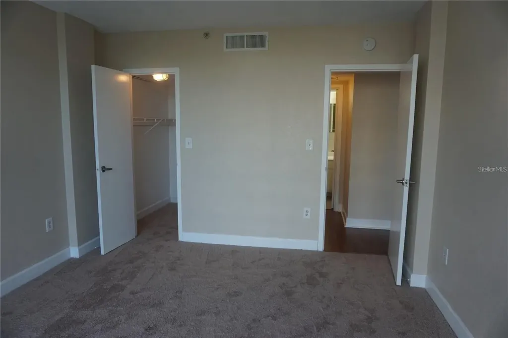 470 3rd Street S St Petersburg FL 33701