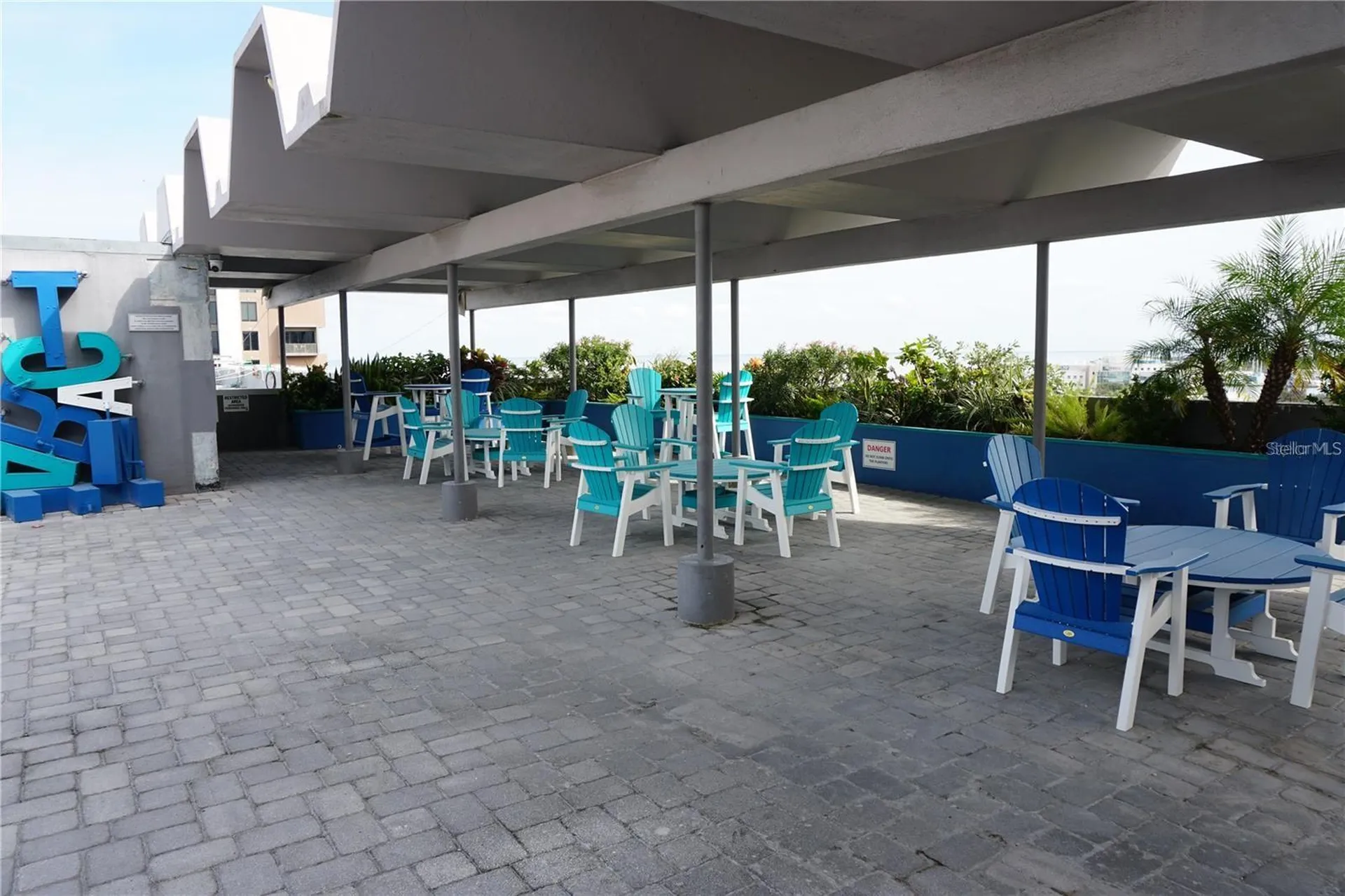 470 3rd Street S St Petersburg FL 33701