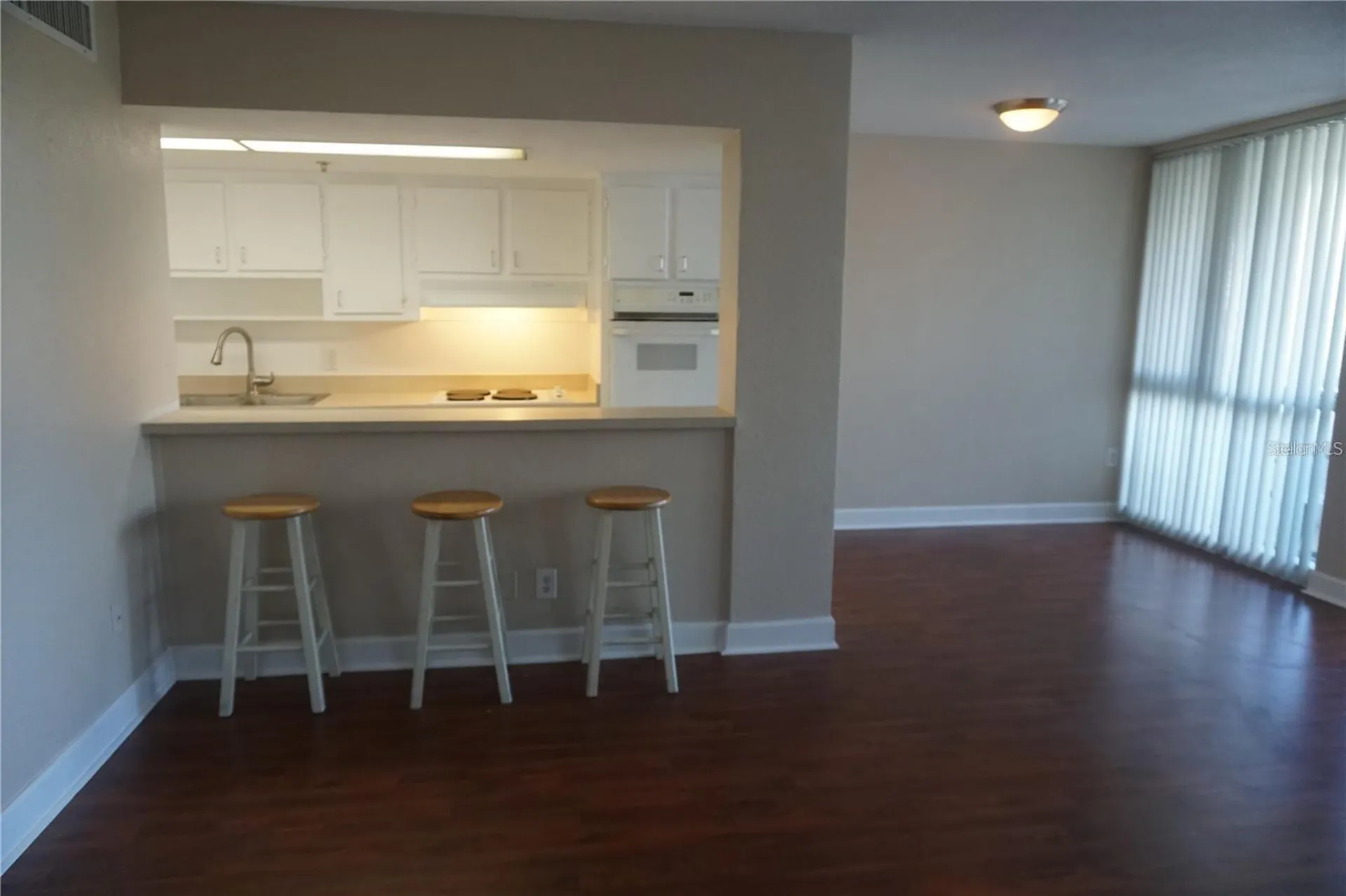 470 3rd Street S St Petersburg FL 33701