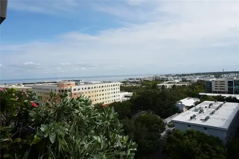 470 3rd Street S St Petersburg FL 33701