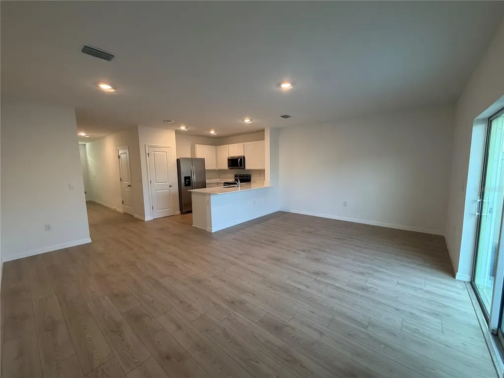 32538 Midsummer Night Lane Wesley Chapel FL 33543