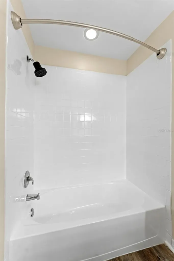 8421 Edgewater Place Boulevard Tampa FL 33615