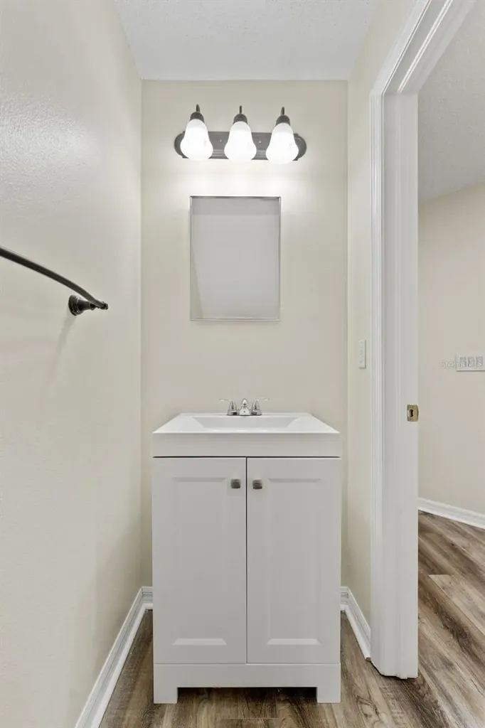 8421 Edgewater Place Boulevard Tampa FL 33615