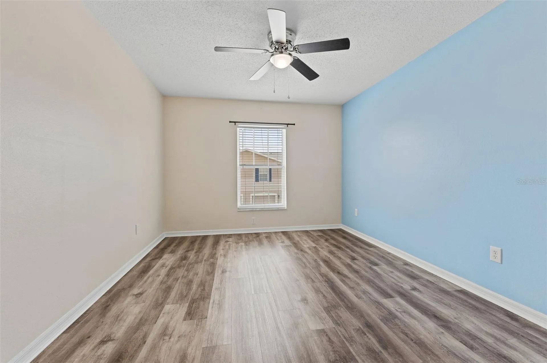 8421 Edgewater Place Boulevard Tampa FL 33615
