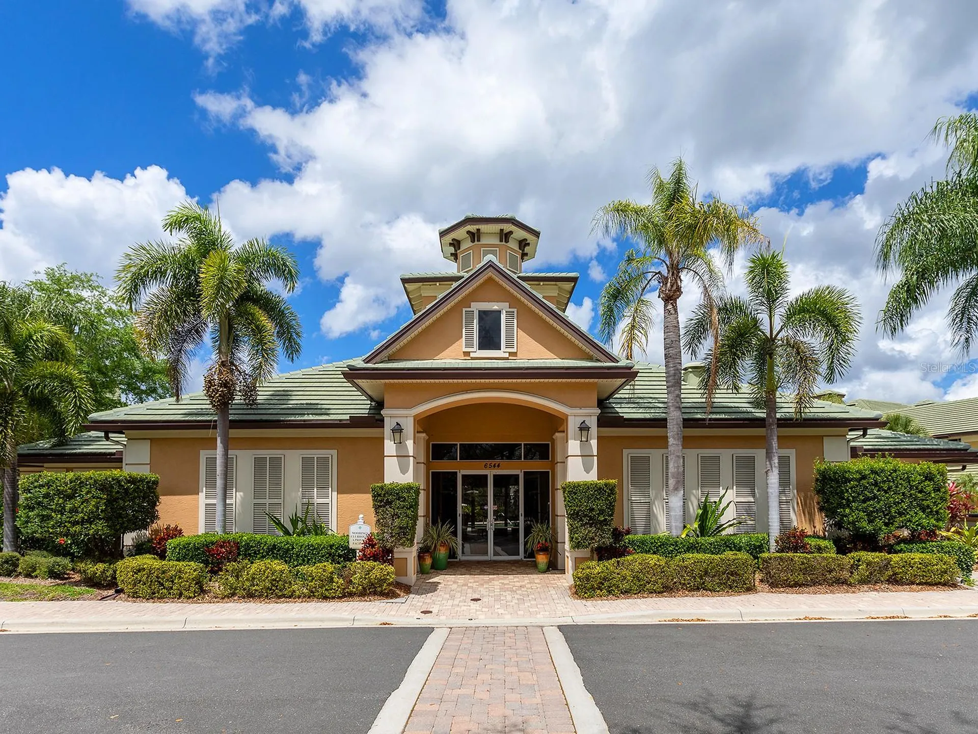 6427 Moorings Point Circle Lakewood Ranch FL 34202