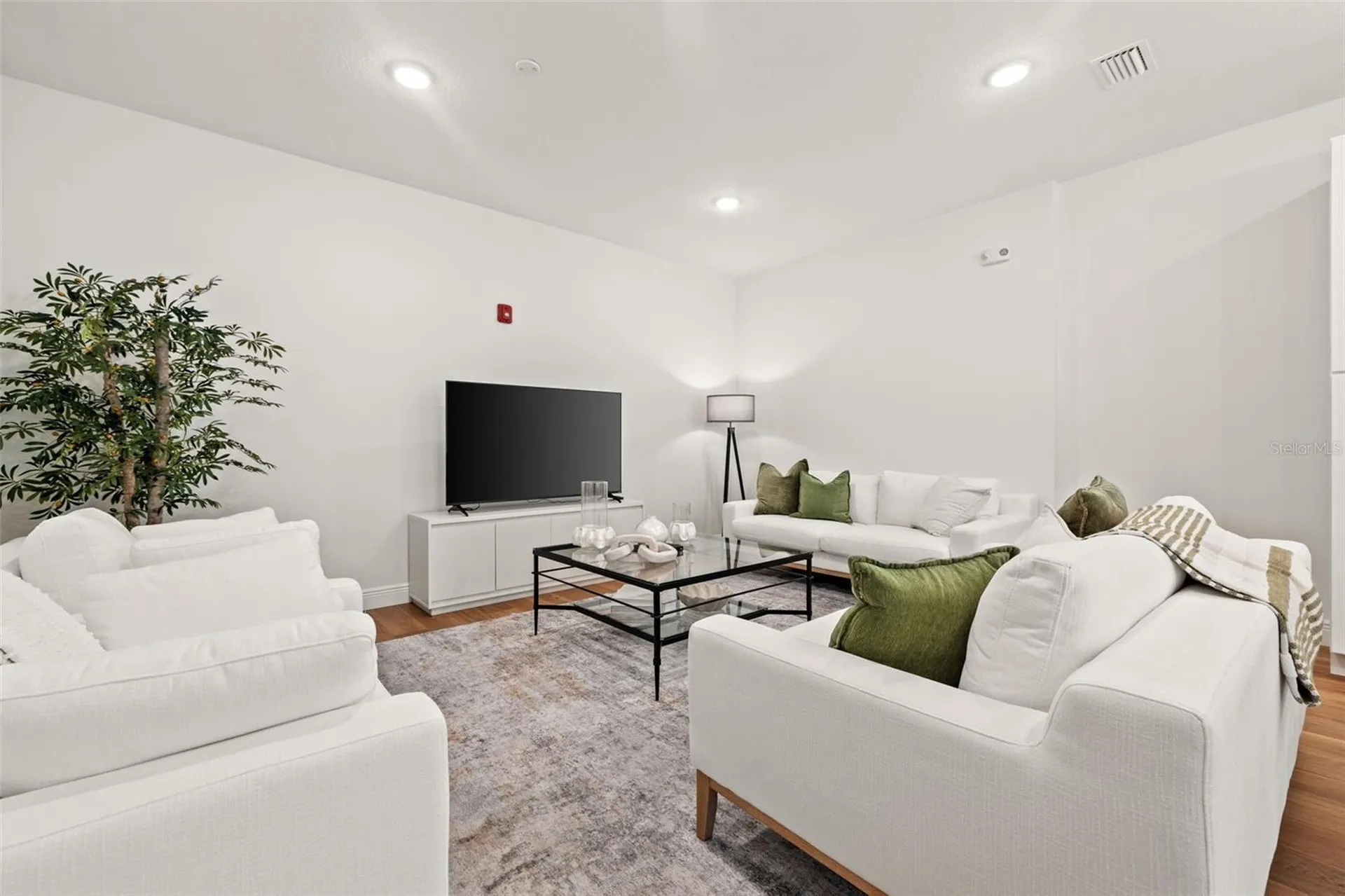 644 3rd Avenue S St Petersburg FL 33701