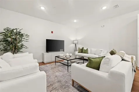 644 3rd Avenue S St Petersburg FL 33701