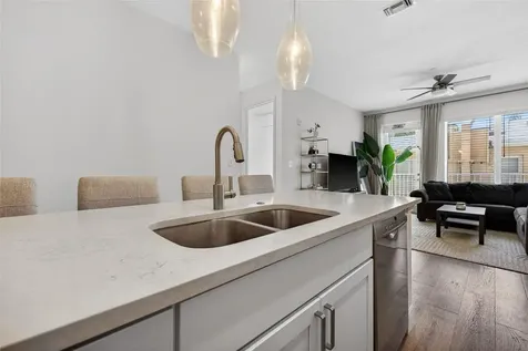 644 3rd Avenue S St Petersburg FL 33701