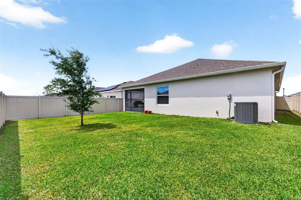 2530 Roygaris Street NW Palm Bay FL 32907