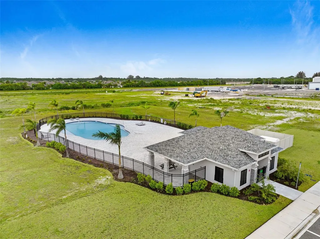 2530 Roygaris Street NW Palm Bay FL 32907