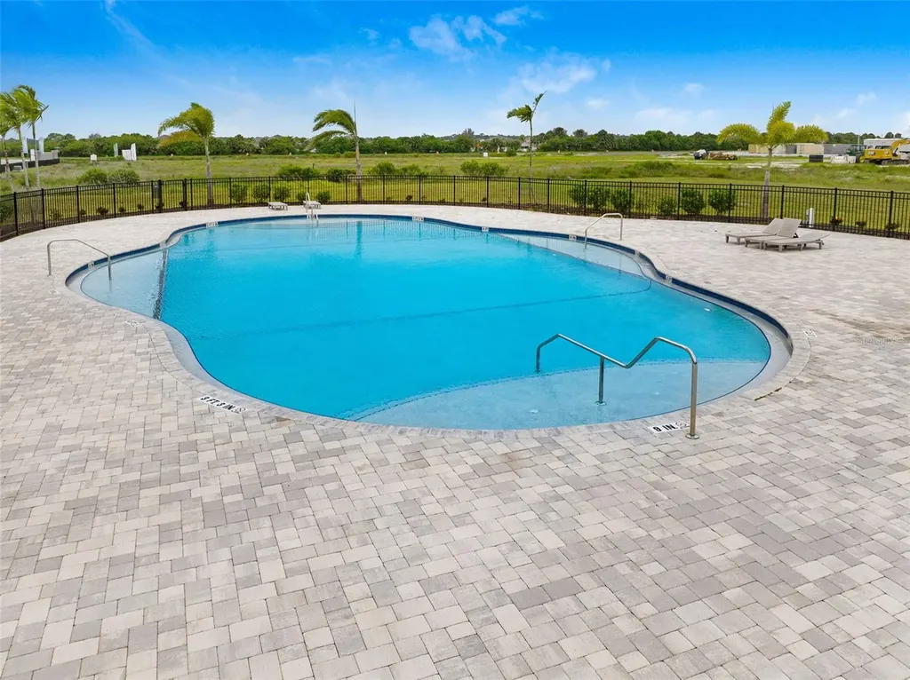 2530 Roygaris Street NW Palm Bay FL 32907