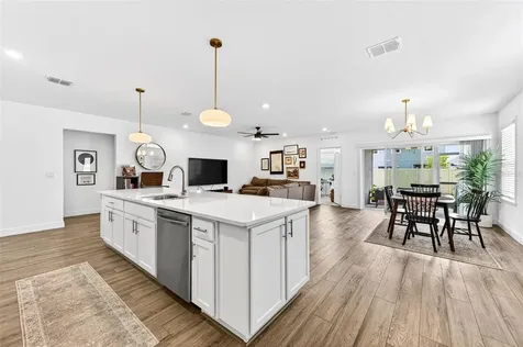 2530 Roygaris Street NW Palm Bay FL 32907