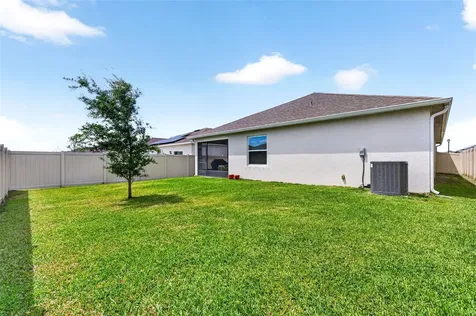 2530 Roygaris Street NW Palm Bay FL 32907