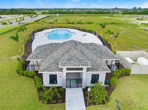 2530 Roygaris Street NW Palm Bay FL 32907