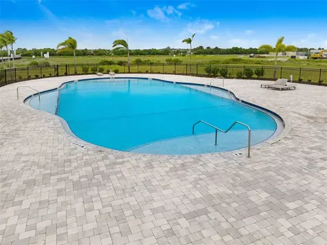 2530 Roygaris Street NW Palm Bay FL 32907