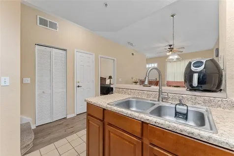 4017 Venetian Bay Drive Kissimmee FL 34741