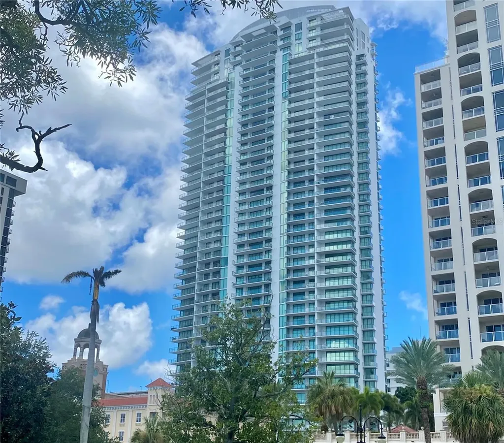 100 1st Avenue N St Petersburg FL 33701