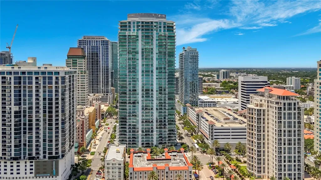 100 1st Avenue N St Petersburg FL 33701