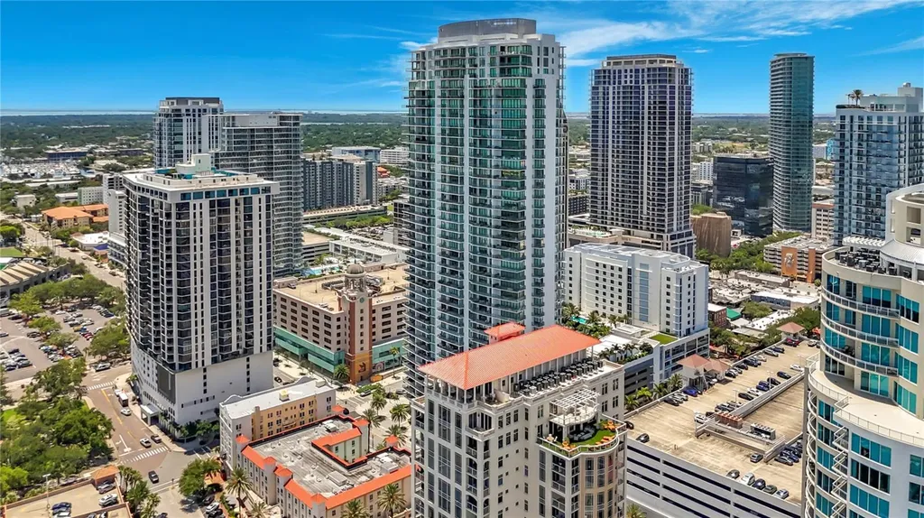 100 1st Avenue N St Petersburg FL 33701