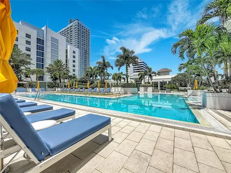100 1st Avenue N St Petersburg FL 33701