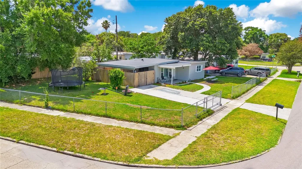 1301 Lawne Boulevard Orlando FL 32808