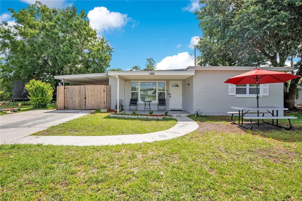 1301 Lawne Boulevard Orlando FL 32808