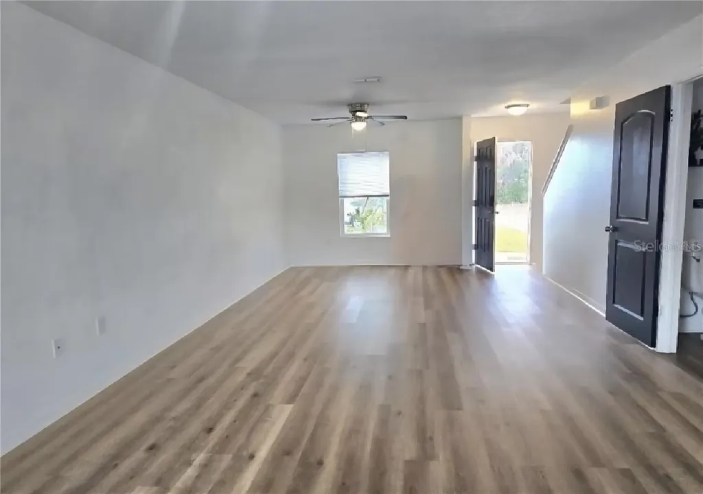 233 Gladiola Court Kissimmee FL 34759