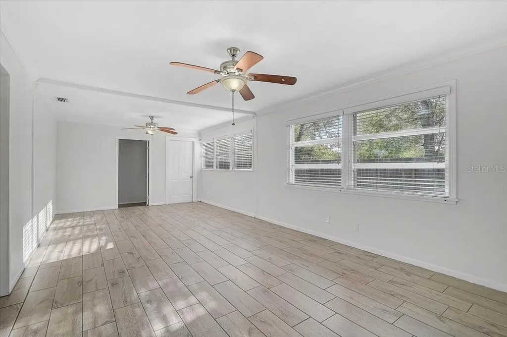 345 S Tuttle Avenue Sarasota FL 34237