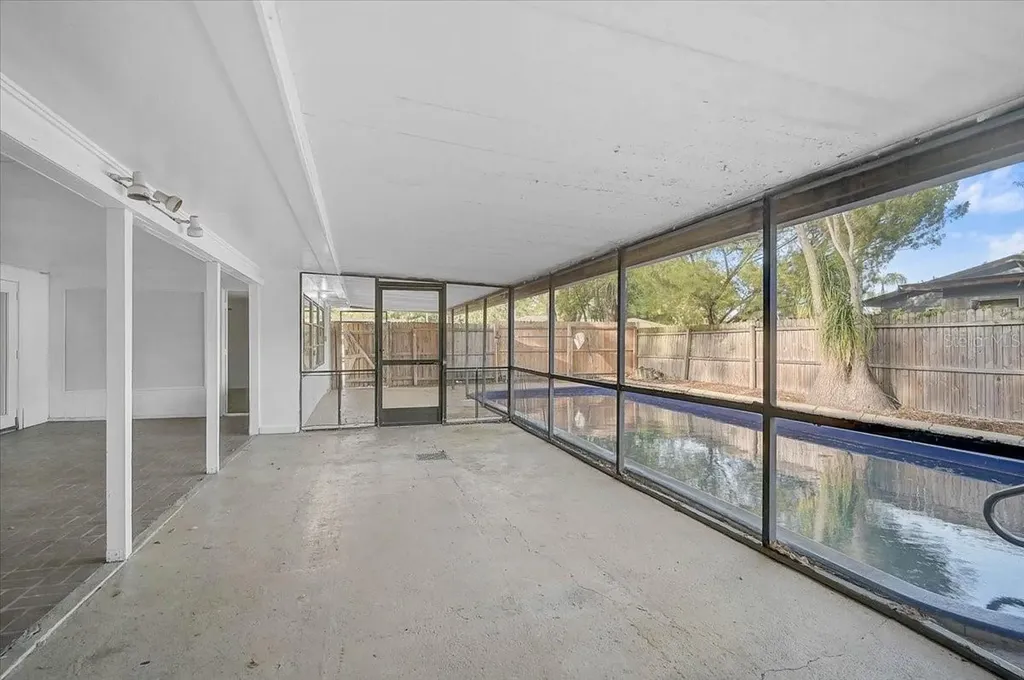 345 S Tuttle Avenue Sarasota FL 34237