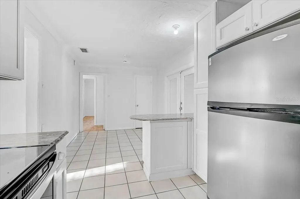 345 S Tuttle Avenue Sarasota FL 34237