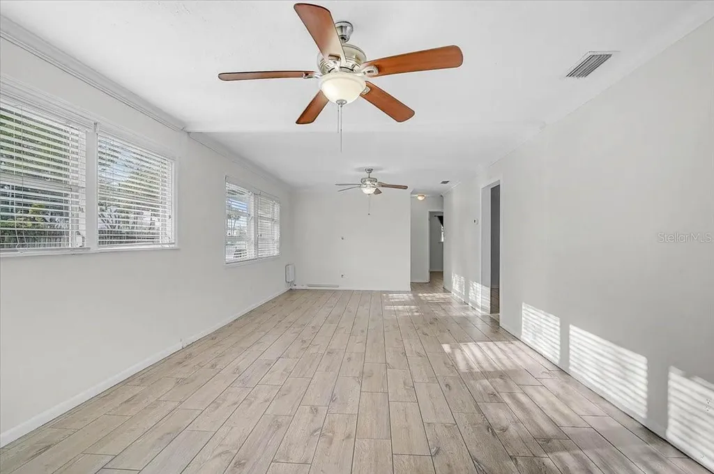 345 S Tuttle Avenue Sarasota FL 34237