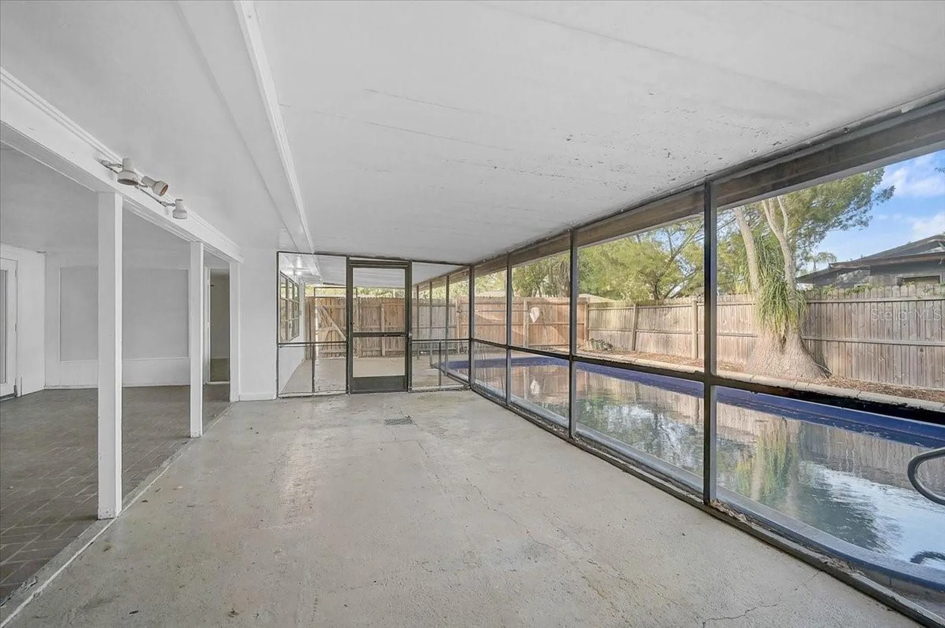 345 S Tuttle Avenue Sarasota FL 34237
