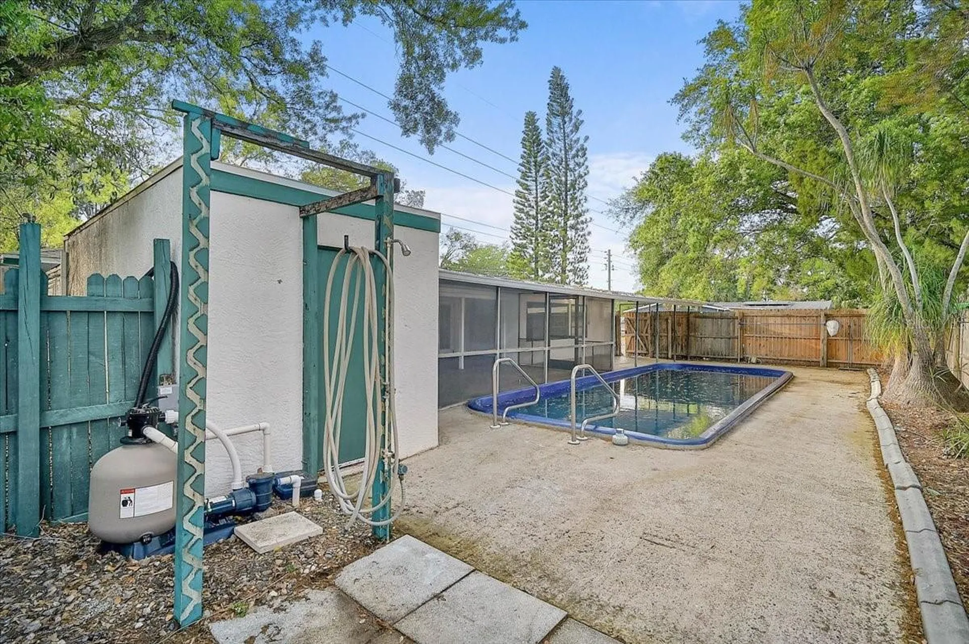 345 S Tuttle Avenue Sarasota FL 34237