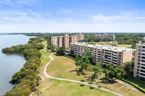2617 Cove Cay Drive Clearwater FL 33760