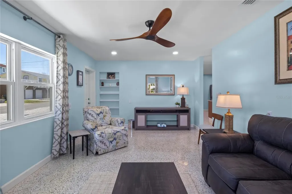 204 29th Street Holmes Beach FL 34217