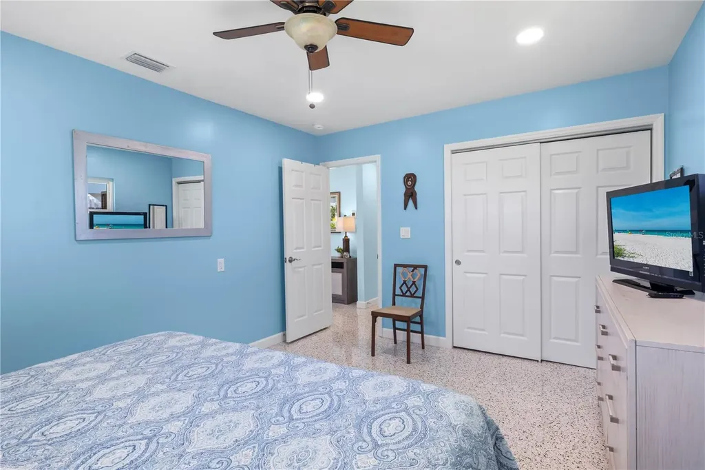 204 29th Street Holmes Beach FL 34217