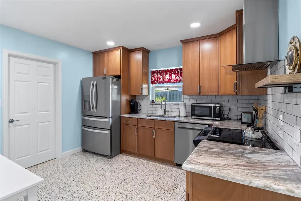 204 29th Street Holmes Beach FL 34217
