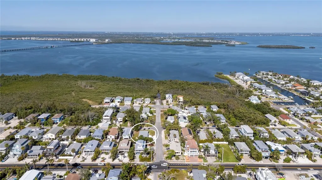 204 29th Street Holmes Beach FL 34217